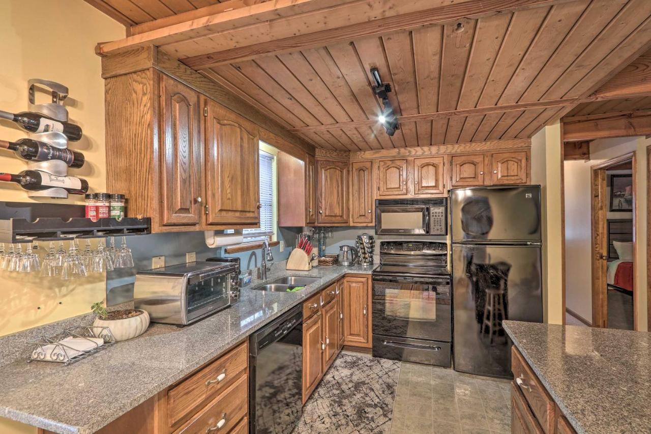 Henryville Home With Hot Tub About 5 Mi To Camelback! Exterior foto